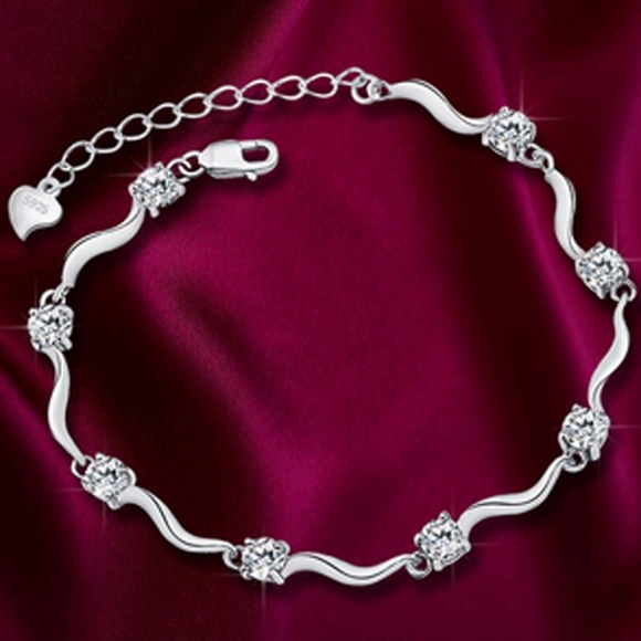 Jewelry - COMING SOON!! 925 Silver White Crystal Bracelet